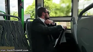 Straphangers with big ass MILF Vitoria Vonteese getting banged doggystyle
