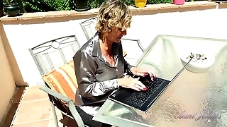 Molly works remotely from a scenic spot and indulges in some personal time